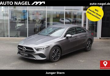 Mercedes-Benz A 180 7.688 km 28.590 &euro; Borgholzhausen 33829