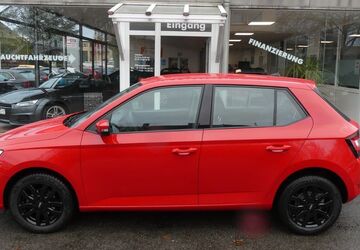 Skoda Fabia 32.680 km 11.490 &euro; Osnabrück 49084