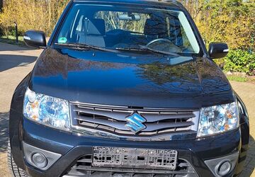 Suzuki Grand Vitara 73.700 km 10.500 &euro; Bad Laer 49196