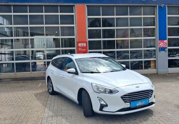 Ford Focus 94.000 km 9.699 &euro; Osnabrück 49090