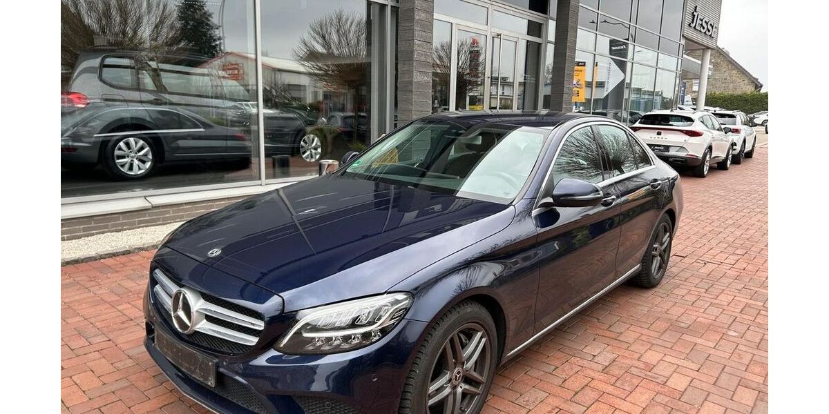 Mercedes-Benz C 300 79.000 km 27.990 &euro; Ibbenbüren 49477