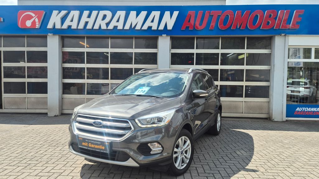Ford Kuga 98.000 km 11.999 &euro; Osnabrück 49090