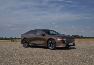 Mazda 6e 4.335 km 37.950 &euro; Damme 49401