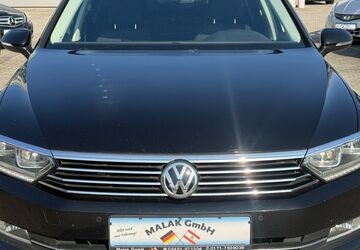 VW Passat Variant 215.412 km 12.499 &euro; Ibbenbüren 49479