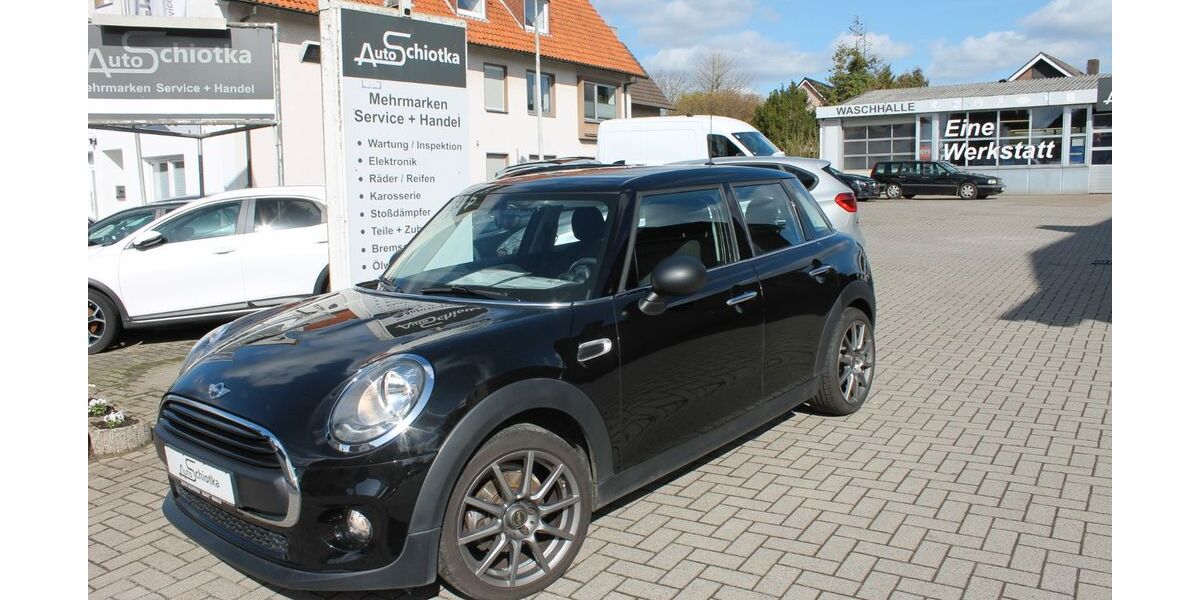 Mini One First 71.500 km 9.999 &euro; Hagen a. T. W. 49170