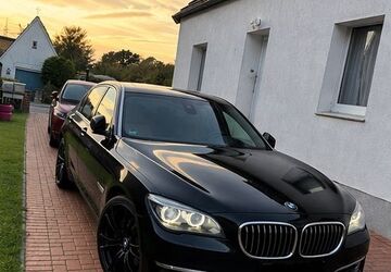 BMW 750 331.000 km 15.800 &euro; Bohmte 49163