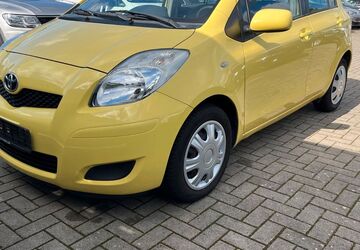 Toyota Yaris 126.000 km 4.650 &euro; Osnabrück 49086
