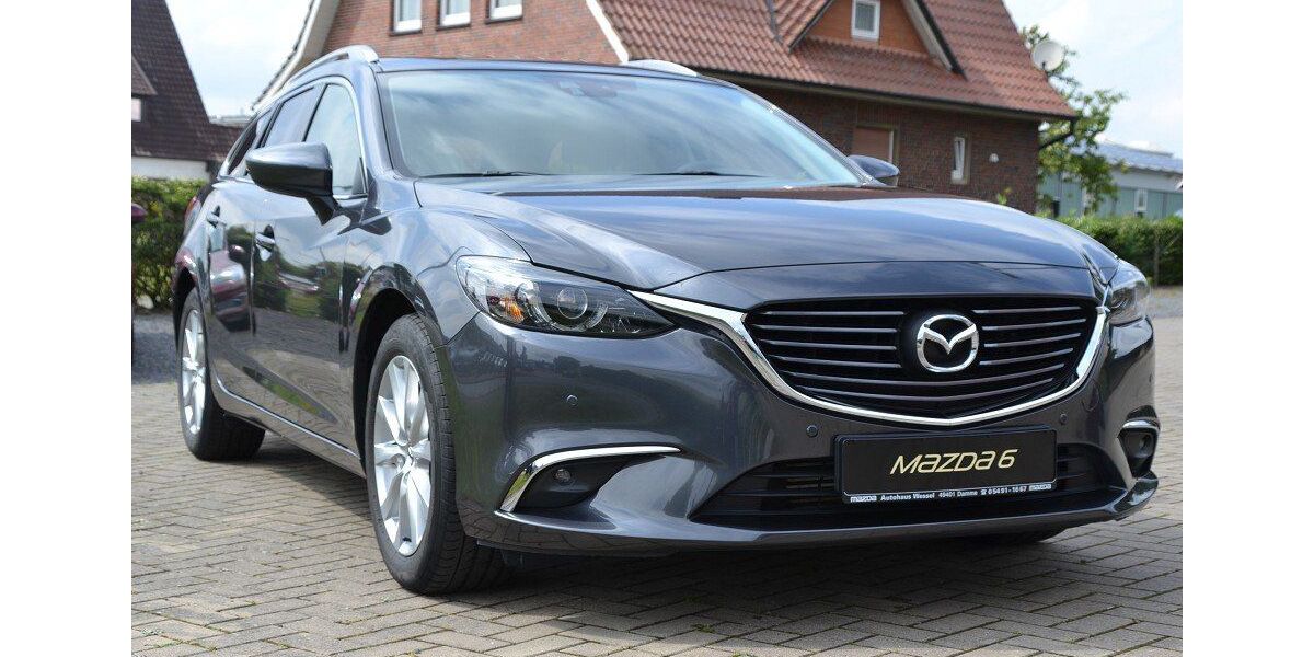 Mazda 2 111.800 km 11.750 &euro; Damme 49401