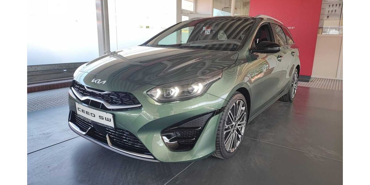 Kia ceed Sportswagon 2.000 km 32.990 &euro; Osnabrück 49082