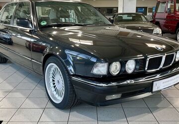BMW 750 225.578 km 22.200 &euro; Hilter a.T.W 49176