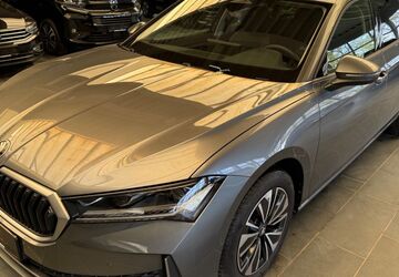 Skoda Superb 24.550 km 35.999 &euro; Versmold 33775