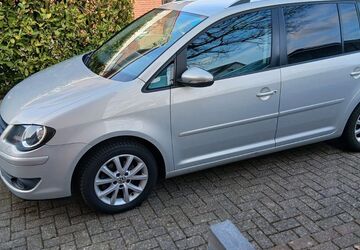VW Touran 244.500 km 2.950 &euro; Recke 49509