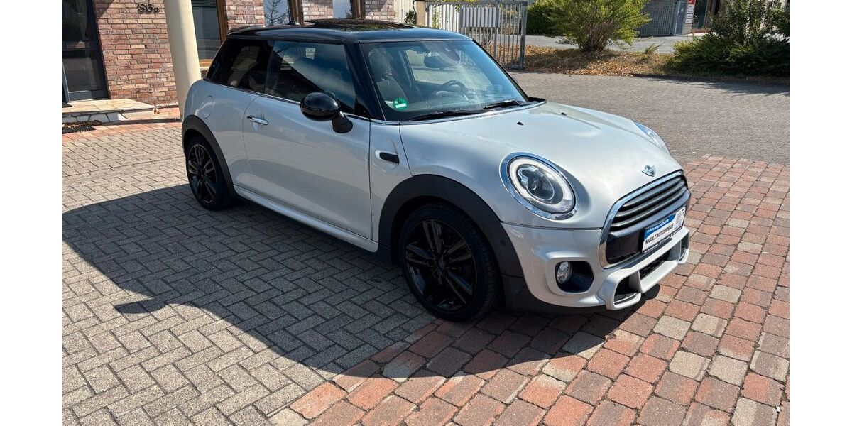 Mini John Cooper Works 174.500 km 12.300 &euro; Versmold 33775