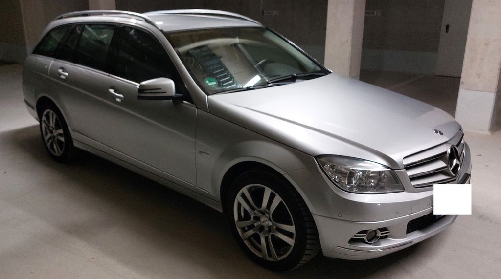 Mercedes-Benz C 220 187.400 km 5.555 &euro; Lotte 49504