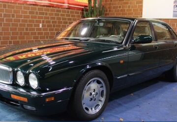 Jaguar XJ 246.900 km 7.999 &euro; Osnabrück 49082