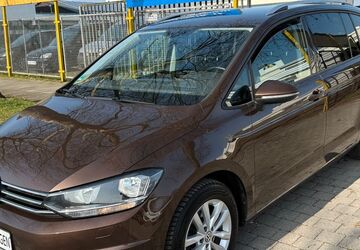 VW Touran 199.000 km 10.949 &euro; Osnabrück 49084