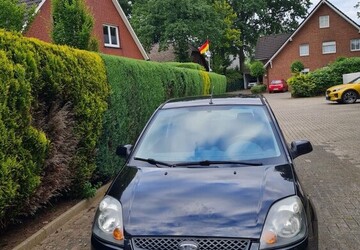 Ford Fiesta 198.000 km 1.100 &euro; Hasbergen 49205