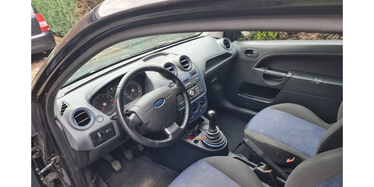 Ford Fiesta 198.000 km 1.100 &euro; Hasbergen 49205