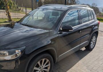 VW Tiguan 136.000 km 10.700 &euro; Osnabrück 49086