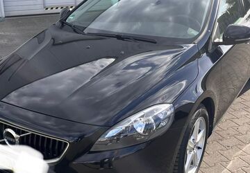 Volvo V40 98.765 km 12.500 &euro; Ibbenbüren 49477
