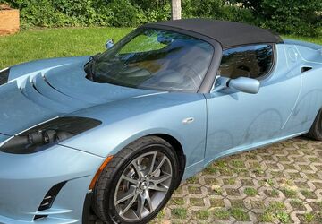 Tesla Roadster 24.970 km 119.000 &euro; Bissendorf 49143