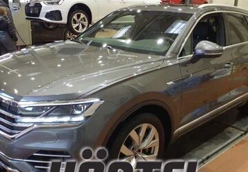 VW Touareg 29.700 km 52.000 &euro; Osnabrück 49084