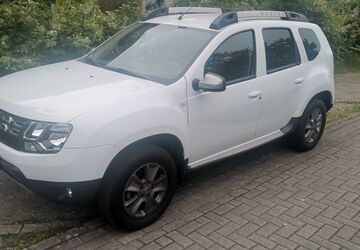 Dacia Duster 74.000 km 8.299 &euro; Osnabrück 49074