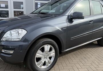 Mercedes-Benz ML 300 369.771 km 9.888 &euro; Neuenkirchen OT Lintern 49586