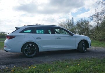 Cupra Leon 18.400 km 27.200 &euro; Hagen a.T.W. 49170