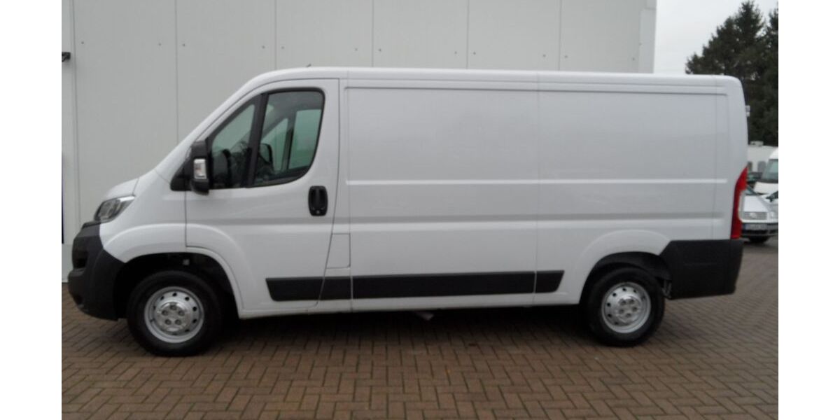 Opel Movano 33.600 km 22.800 &euro; Georgsmarienhütte 49124