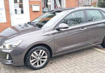 Hyundai i30 93.000 km 12.200 &euro; Voltlage bei Osnabrück 49599
