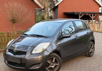 Toyota Yaris 149.438 km 5.300 &euro; Bramsche 49565