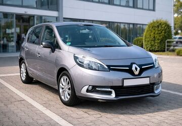 Renault Scenic 89.003 km 7.690 &euro; Melle 49324