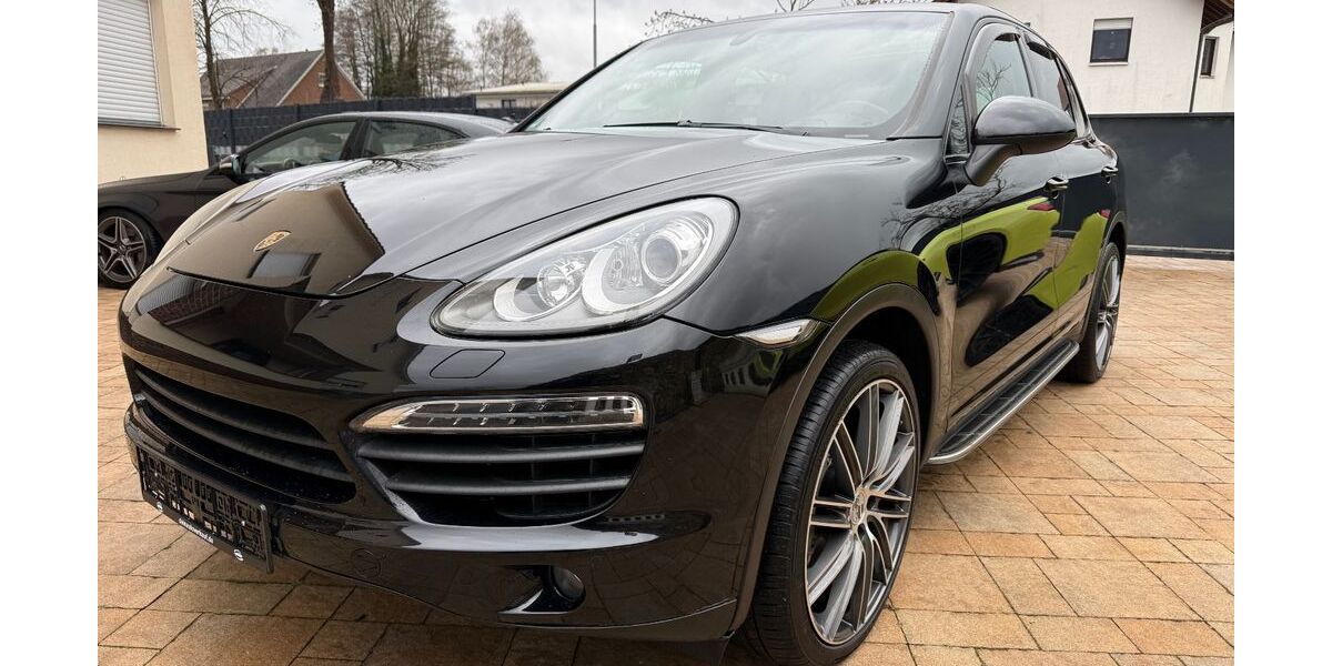 Porsche Cayenne 226.133 km 15.990 &euro; Versmold 33775