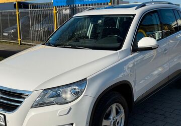 VW Tiguan 248.000 km 7.449 &euro; Osnabrück 49084