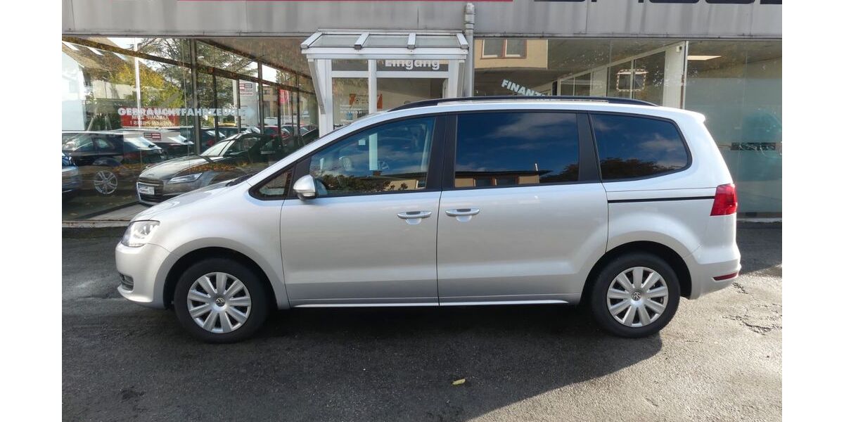 VW Sharan 143.080 km 8.990 &euro; Osnabrück 49084