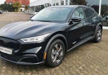 Ford Mustang Mach-E 2.700 km 34.850 &euro; Hilter 49176