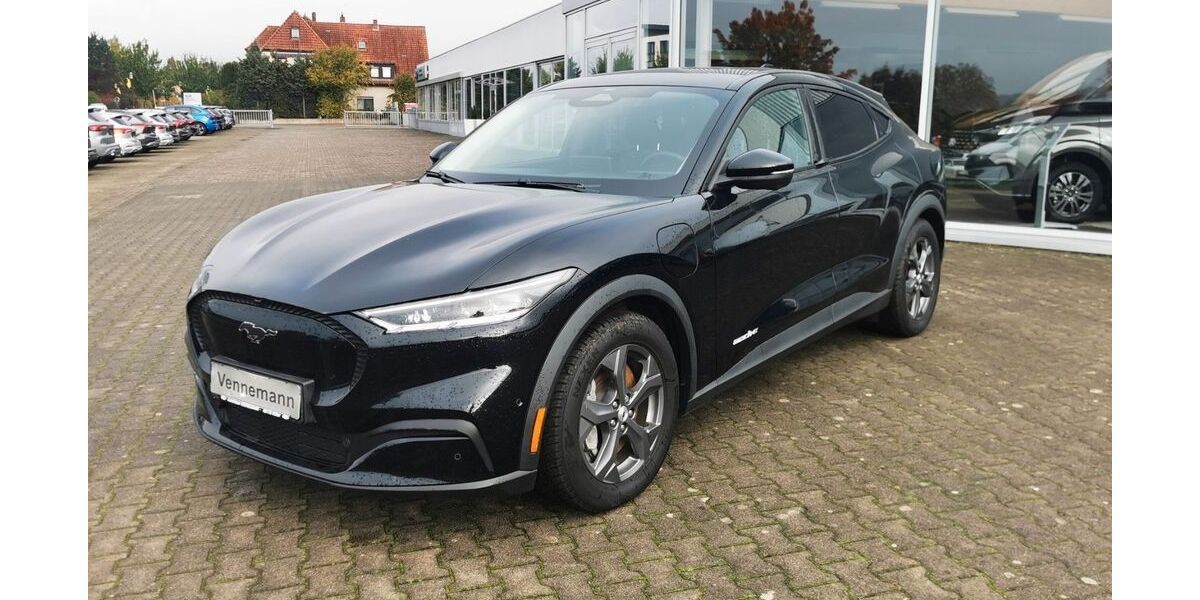 Ford Mustang Mach-E 2.700 km 34.850 &euro; Hilter 49176