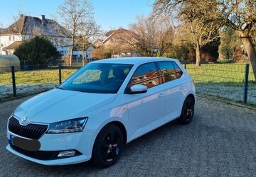 Skoda Fabia 153.520 km 7.950 &euro; Ibbenbüren 49477