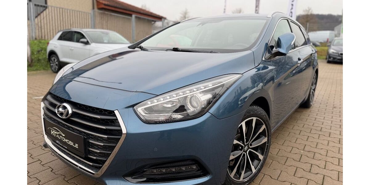 Hyundai i40 174.000 km 8.999 &euro; Ibbenbüren 49477