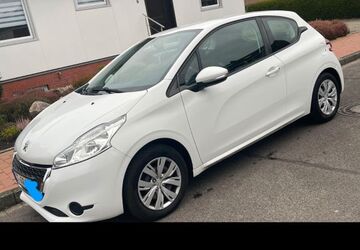 Peugeot 208 104.000 km 3.200 &euro; Westerkappeln 49492