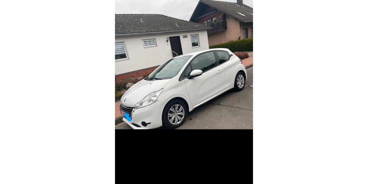 Peugeot 208 104.000 km 3.200 &euro; Westerkappeln 49492
