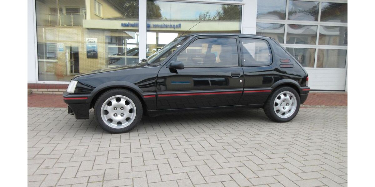Peugeot 205 209.000 km 14.350 &euro; Westerkappeln 49492