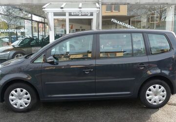 VW Touran 107.250 km 9.490 &euro; Osnabrück 49084