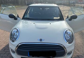 Mini One D 144.643 km 12.750 &euro; Versmold 33775
