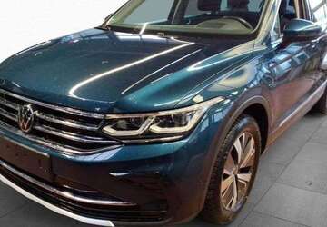 VW Tiguan 49.204 km 28.930 &euro; Osnabrück 49078
