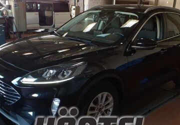 Ford Kuga 43.000 km 23.400 &euro; Osnabrück 49084