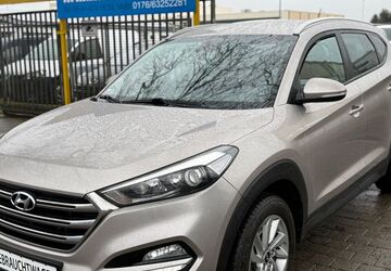 Hyundai TUCSON 232.000 km 10.349 &euro; Osnabrück 49084