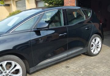 Renault Scenic 84.000 km 10.850 &euro; Hilter 49176