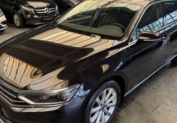 VW Passat Variant 72.450 km 25.500 &euro; Versmold 33775